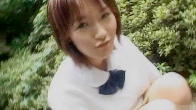 Akane Yoshizawa Takes It Outside with Her Asian Lover