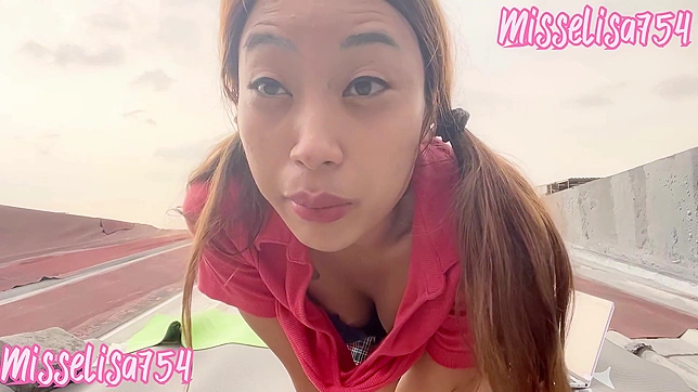 Sizzling Japanese Beauty Shows Off Her Body In Public - Hot!
