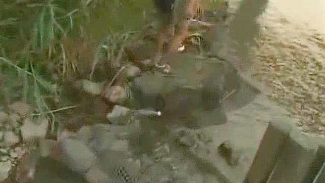 Sara Minami Outdoors Giving Hot Blowjob & Getting Facial Load