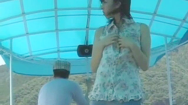 Crazy Busty Japanese Hottie An Mashiro Seduces in Public