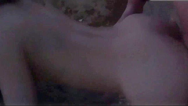 Outdoor Temple JAV Sex With Seductive Japanese Babe