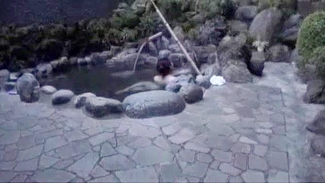 Reika Aizumi Gives Jaw-Dropping Blowjob in Hot Japanese Clip