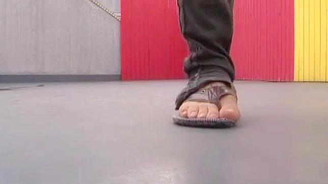 Hot JAP Model Rino Nanase Gives Sultry POV Blow Job Thrills