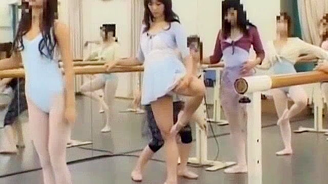 Hot Natsumi Horiguchi Shows Her Sexiest Moves in Steamy Scene