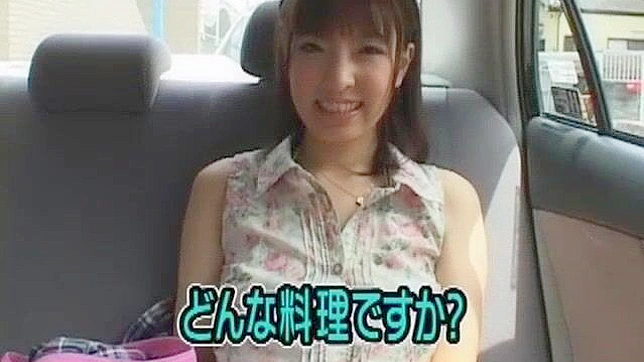 Sizzling Japanese Beauty Mashiro Shows Off Her Luscious Curves