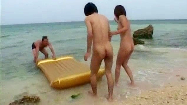 Outdoor Orgasm Fest! Japanese Beauties Enjoying Hot Group Sex