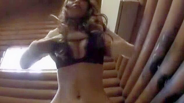 Eroctic Japanese Star Eri Ouka Gives Jaw-Dropping Blowjob