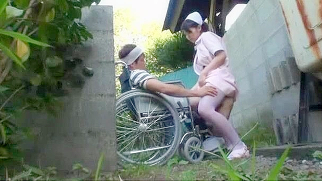 Mai Tsuruta Seduces With Steamy Japanese Oral Sex Performance