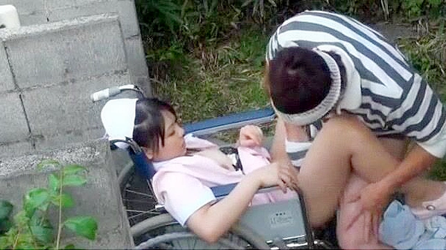 Mai Tsuruta Seduces With Steamy Japanese Oral Sex Performance