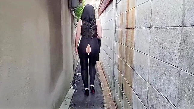 Ashley's Japanese Orgasm Show Delights Fans with Pleasure