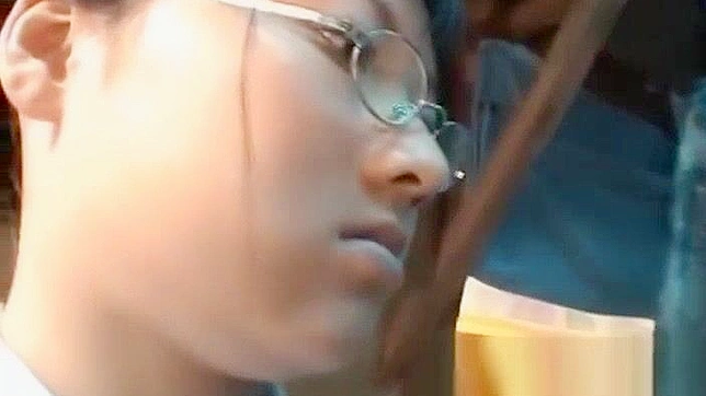 Cute JAV Star Teases With Her Seductive Curves and Skills