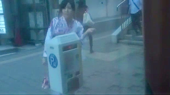 Sizzling Japanese Star Delivers Rough Oral Pleasure