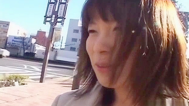 Seductive JAV Teen 18+ Shows Off Her Curves in Public Spaces