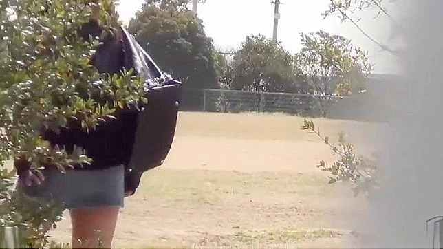 Japanese Babe Splashes Water During Hot Fuck Scene