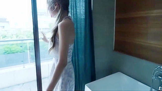 Blonde Teen 18+ Tempts with Exotic Blowjob & Hardcore Sex Show