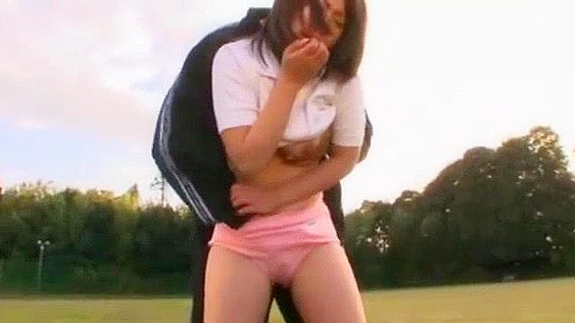 An Shinohara Gives Jaw-Dropping Blowjob & Strips Her Lingerie Hotly