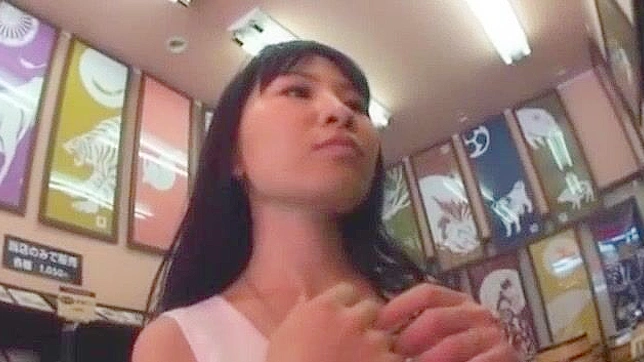 Yukina Narumi Gives Mind-blowing Blowjob Outdoors in Hot JAV Film