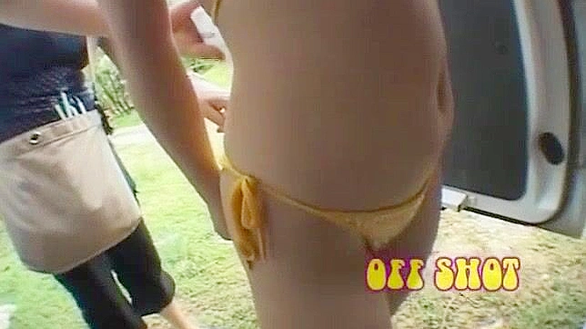 Kaede Fujisaki's Steamy Japanese Outdoor Softcore Actionclip