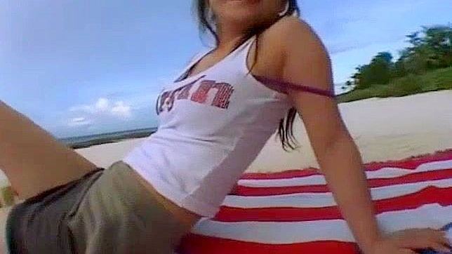 Outdoor JAV Star Kaede Fuji Gives Handjob & Gets Bang Hard