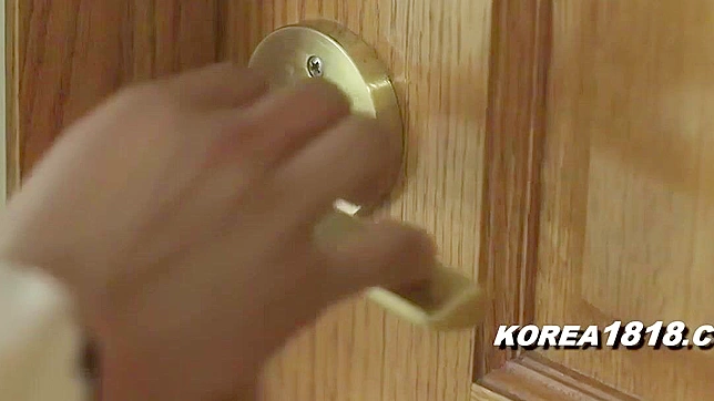 Explore Hot Tattooed Japan Girls' Steamy Sex Show Fantasies Unfold!