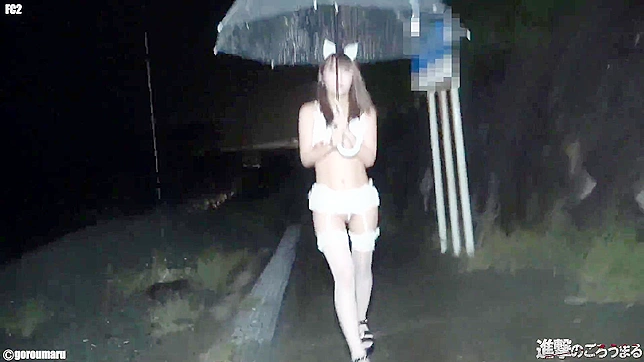 Public Blowjob Leads to Hardcore Sex with Hot Japanese Babe