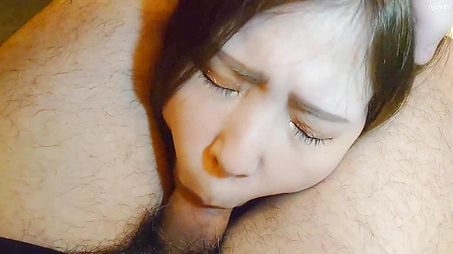 Bar Pickup Leads to Steamy Night with Seductive Japanese Chick