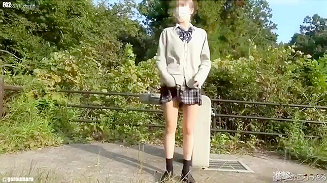 Sizzling Japanese Temptress Shows Off Hot Body by the Lake!