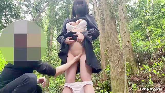 Sizzling Japanese Babe Tempts with Her Wet & Tight Pussy Show