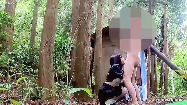 Sizzling Japanese Babe Tempts with Her Wet & Tight Pussy Show