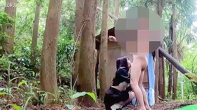 Sizzling Japanese Babe Tempts with Her Wet & Tight Pussy Show