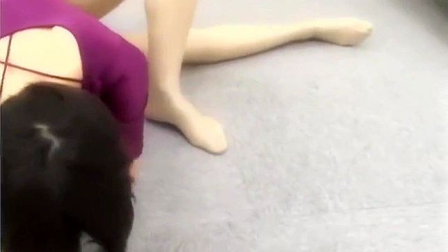 Curvy Girls Show Off Their Bodies Through Tight Yoga Wear