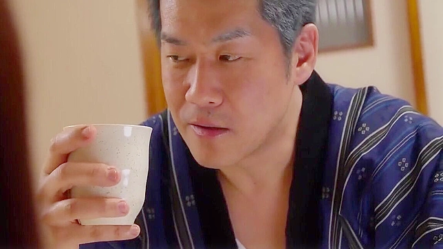 Seductive Japanese MILF Shows You Pleasurable Secrets
