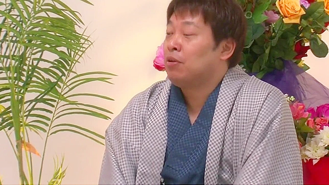 Hungry Japanese MILF Takes Big Cock Down Her Throat & Face Fucked