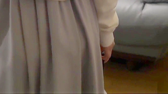 Cheat Japanese Wife Satisfies Lust With Stranger's Cock