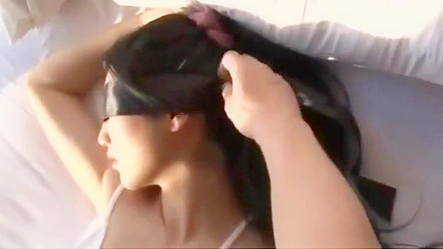 Komache Sun's Luscious Body Invites You Into Sensual Bliss