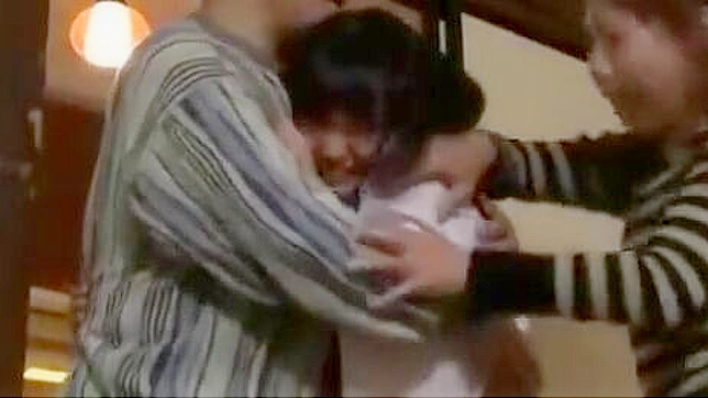 Steamy Japanese Scene Where Daughter Pleases Her Curious Dad Deeply
