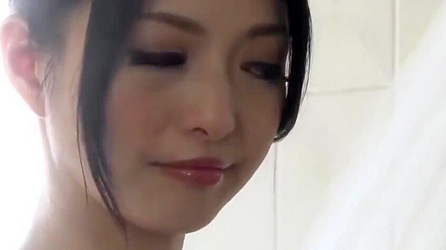 Sultry Miria Hazuki Takes Control in Her Seductive Solo Showdown
