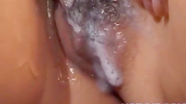 Seductive Juri Matsuzaka Tempts You With Her Oily Body Play