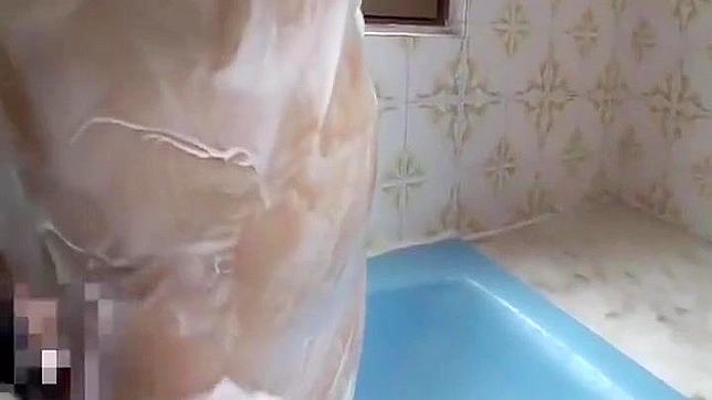 Seductive Japanese Goddess Teases in Explicit JAV Scene