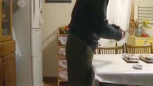 Irresistible Enchantress Explored Deeply by Passionate Lovers