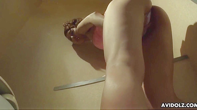 Mai Takizawa Shows Off Her Amazing Body During Hot Masturbation Scene