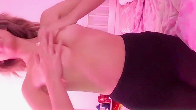 Lush JAV Teen 18+ Tempts With Irresistible Pussy Showdown