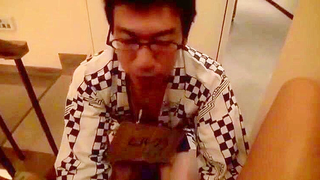 Mesmerizing Oriental Teen 18+ Kyoko Maki's Luscious Seduction Showdown