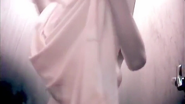 Seductive JAV Goddess Tempting Viewers With Her Boobs & Skills