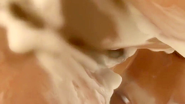 Ran Niyama Tempts With Sultry Soapy Bath Play