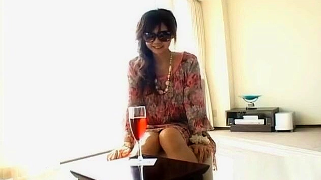 Naughty Asian Model Haruna Ninomiya Gets Wild in Steamy Shower