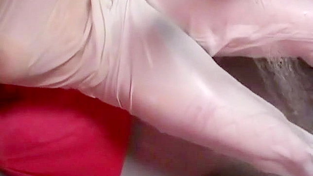 Enchanting Japanese Goddess Gives Unforgettable Blowjob Showdown