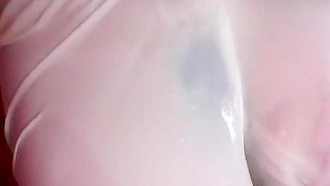 Enchanting Japanese Goddess Gives Unforgettable Blowjob Showdown