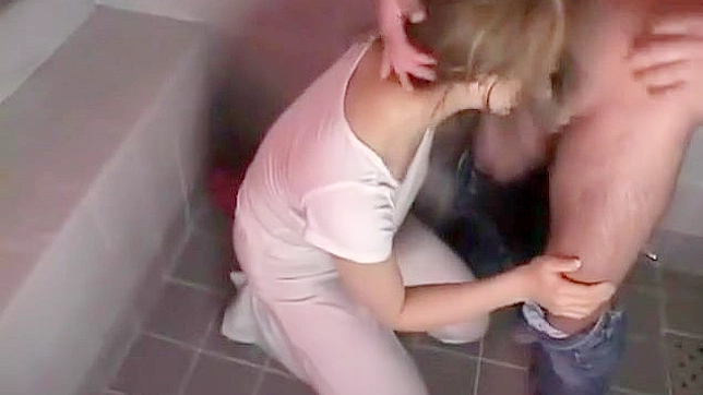 Enchanting Japanese Goddess Gives Unforgettable Blowjob Showdown