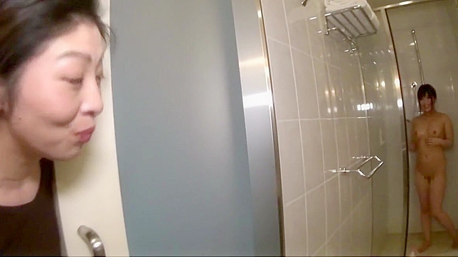Sensual Japanese Beauty Takes It Deep On Camera